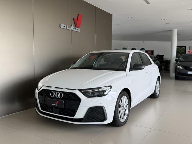 AUDI A1 Bianco pastello