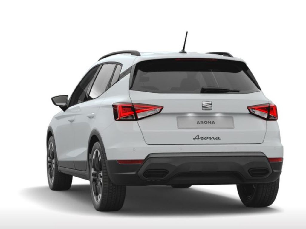 SEAT Arona 1.0 ecotsi black edition 95cv - 3