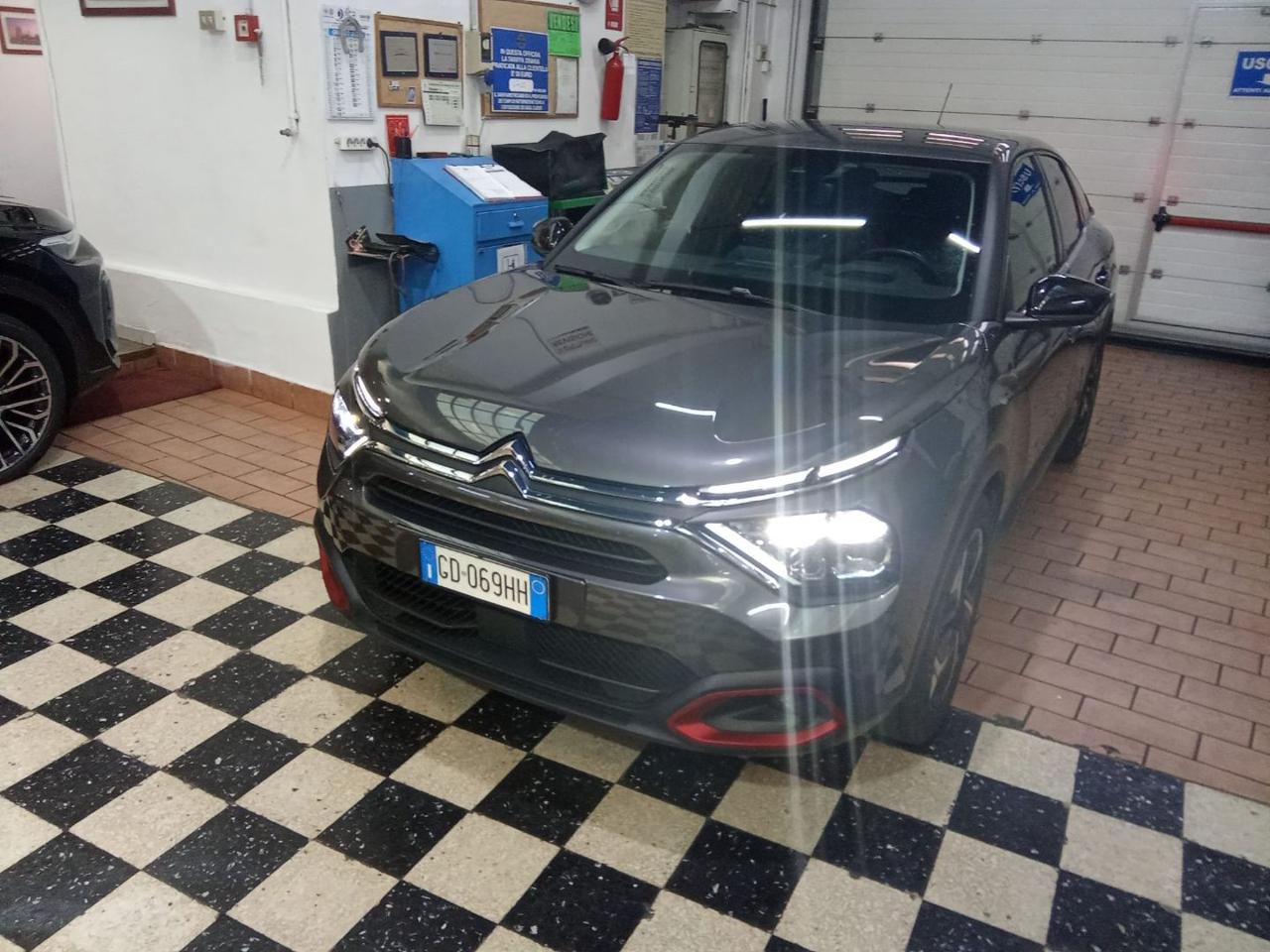 CITROEN C4 PureTech 130 S&S Shine - 3