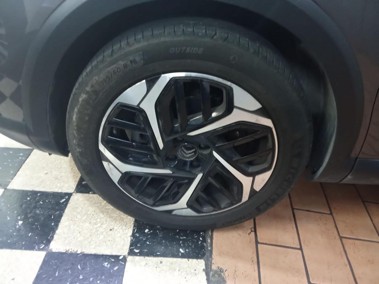 CITROEN C4 PureTech 130 S&S Shine - 5
