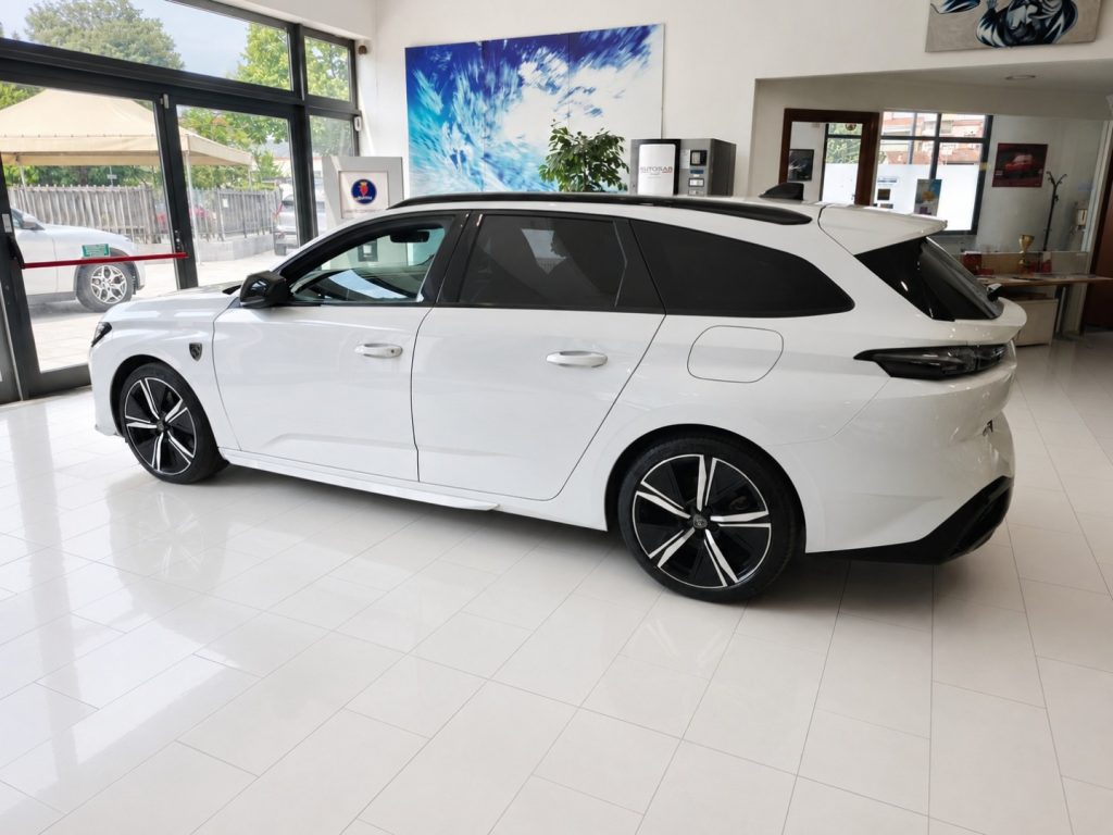 PEUGEOT 308 GT SW Plug-in Hybrid 225 e-EAT8 Pelle Alcantara - 6