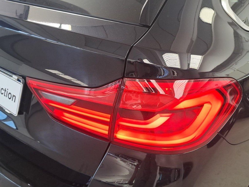 BMW 530 d xDrive 249CV Touring Msport Aut. - 7