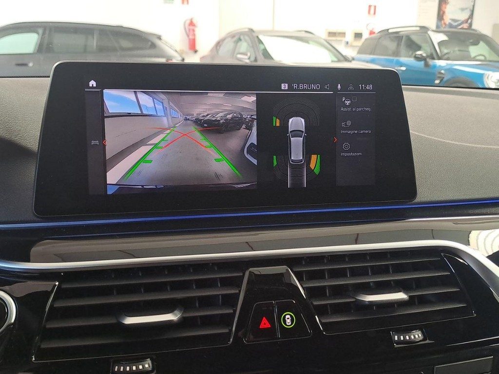 BMW 530 d xDrive 249CV Touring Msport Aut. - 13