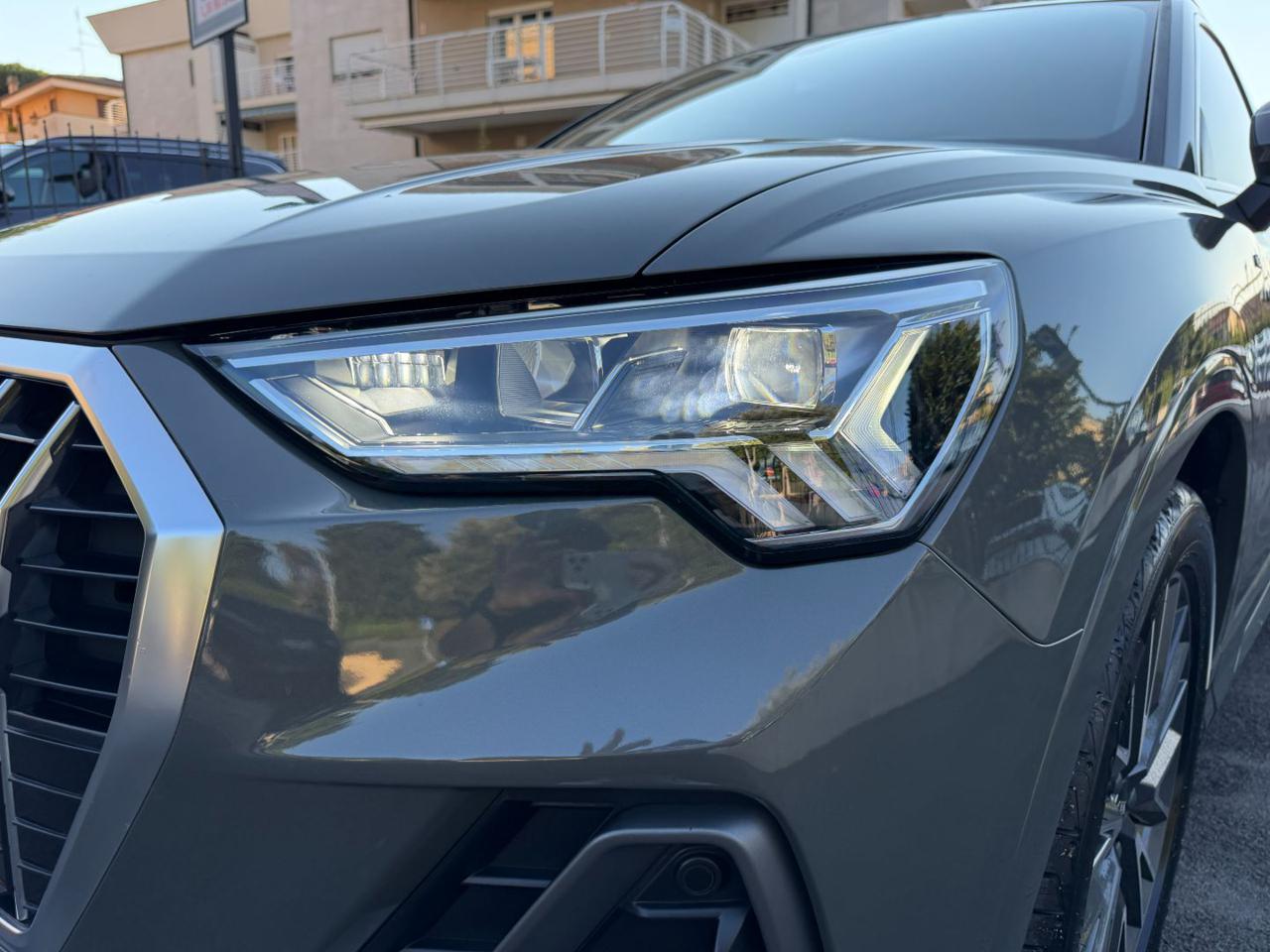 AUDI Q3 35 TDI S TRONIC S LINE EDITION MATRIX+C.L.19+R.CAM - 18