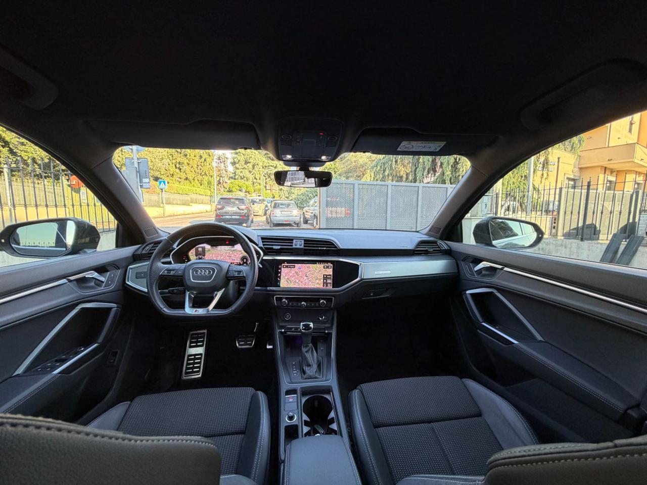 AUDI Q3 35 TDI S TRONIC S LINE EDITION MATRIX+C.L.19+R.CAM - 12