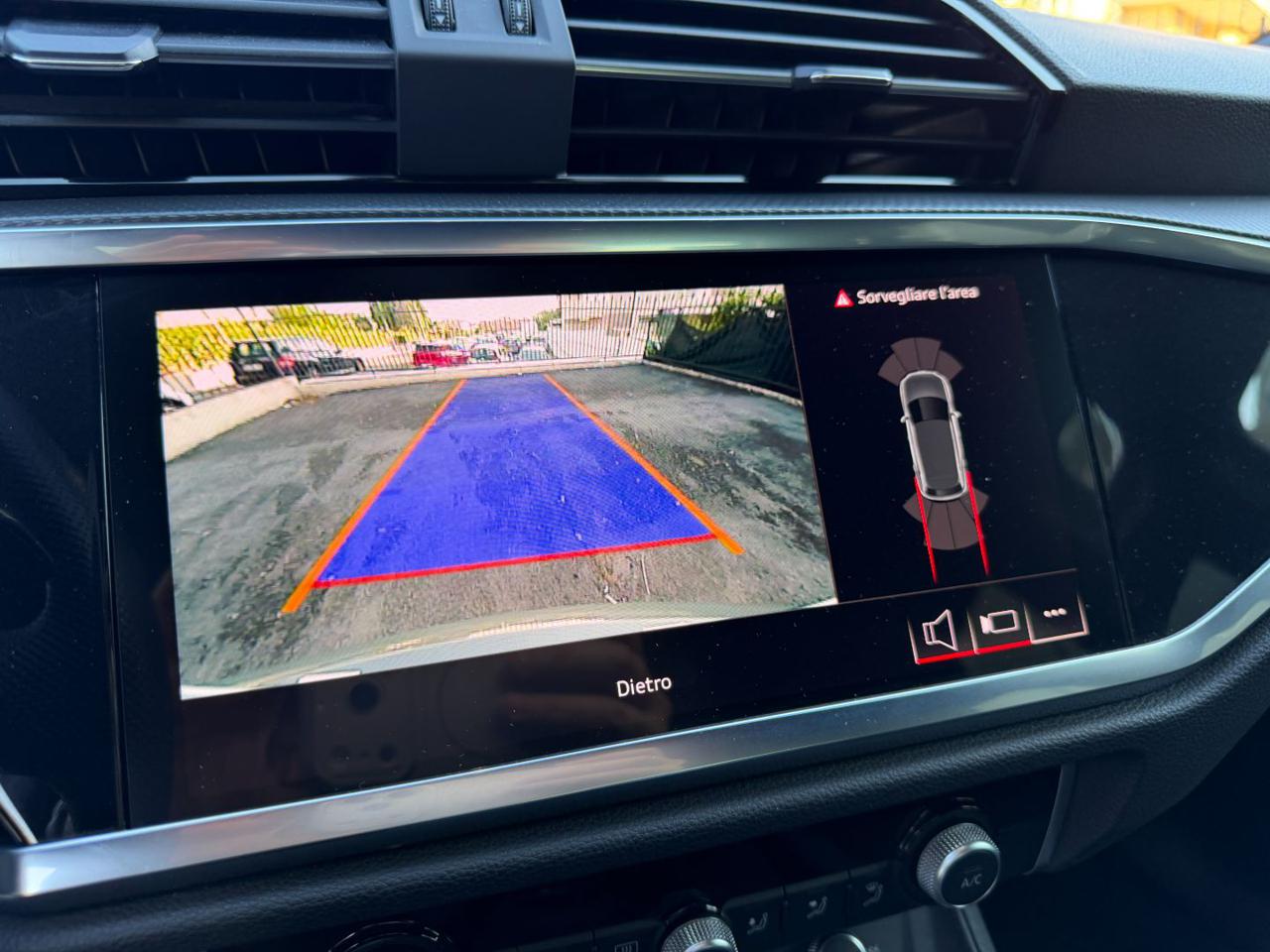 AUDI Q3 35 TDI S TRONIC S LINE EDITION MATRIX+C.L.19+R.CAM - 15