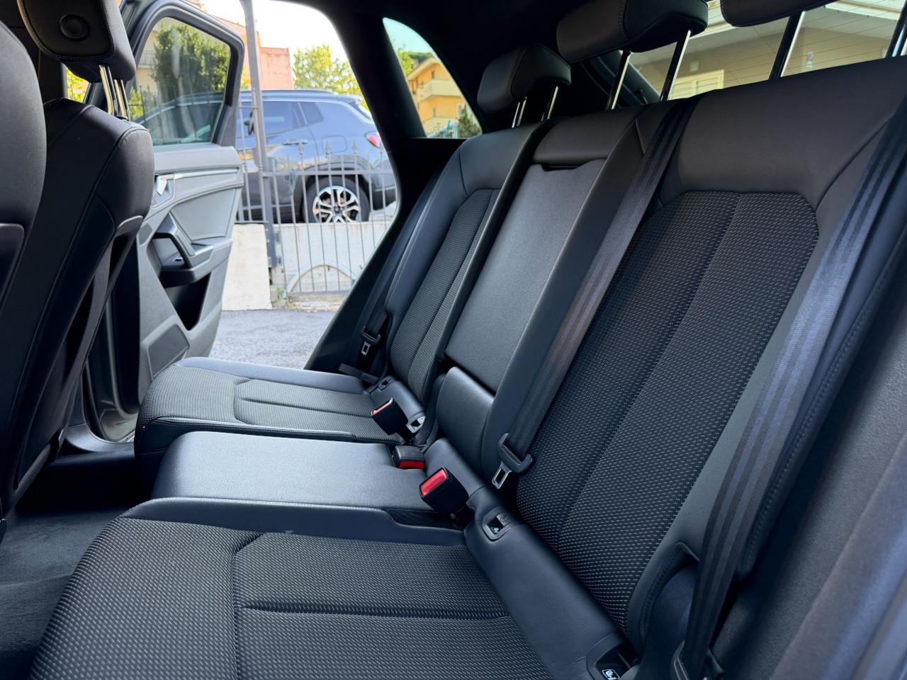 AUDI Q3 35 TDI S TRONIC S LINE EDITION MATRIX+C.L.19+R.CAM - 9