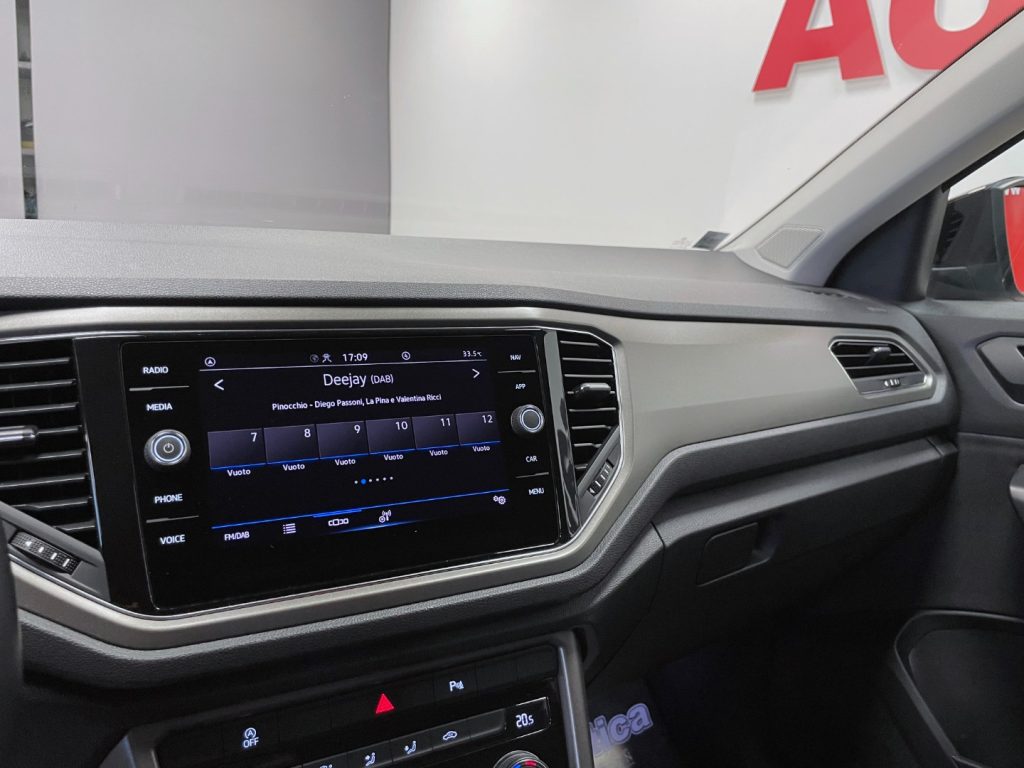 VOLKSWAGEN T-Roc 1.5 TSI STYLE - 20