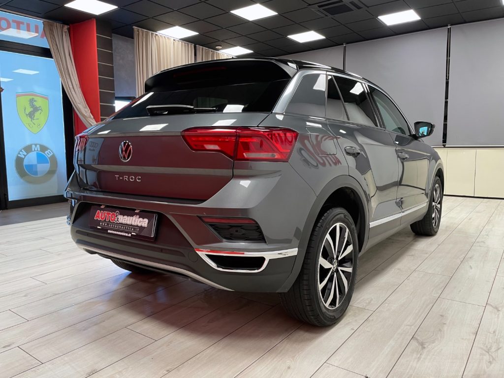 VOLKSWAGEN T-Roc 1.5 TSI STYLE - 40