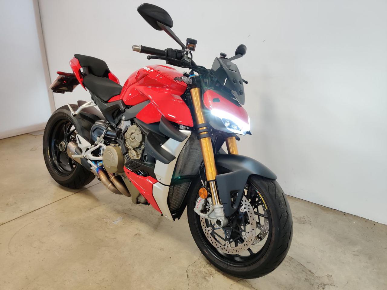 DUCATI Streetfighter V4 S - 2