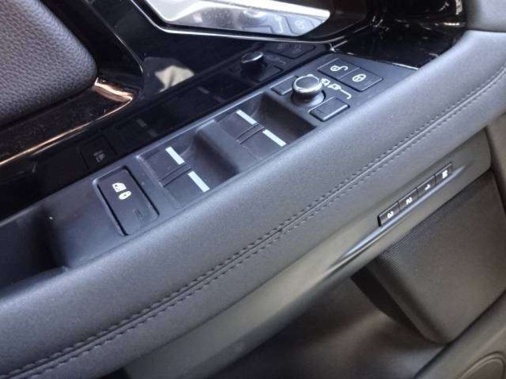LAND ROVER Range Rover Evoque 2.0 i4 mhev R-Dynamic awd 249cv - 16