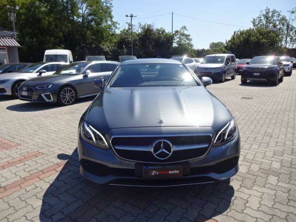 MERCEDES-BENZ E 220 Classe E -Coupe d Premium - 2