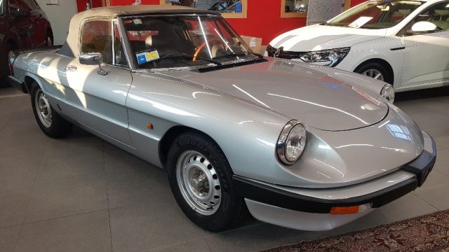 ALFA ROMEO Spider Argento metallizzato