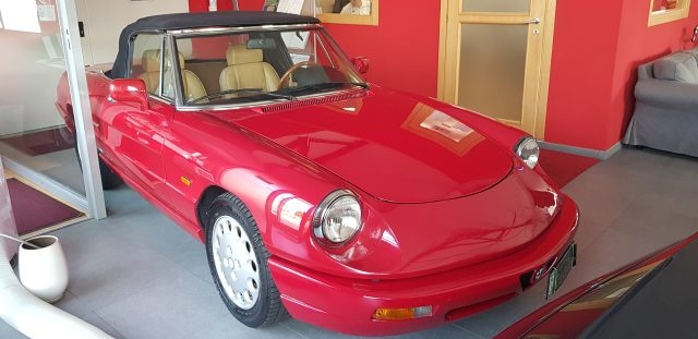 ALFA ROMEO Spider ROSSO ALFA ROMEO pastello