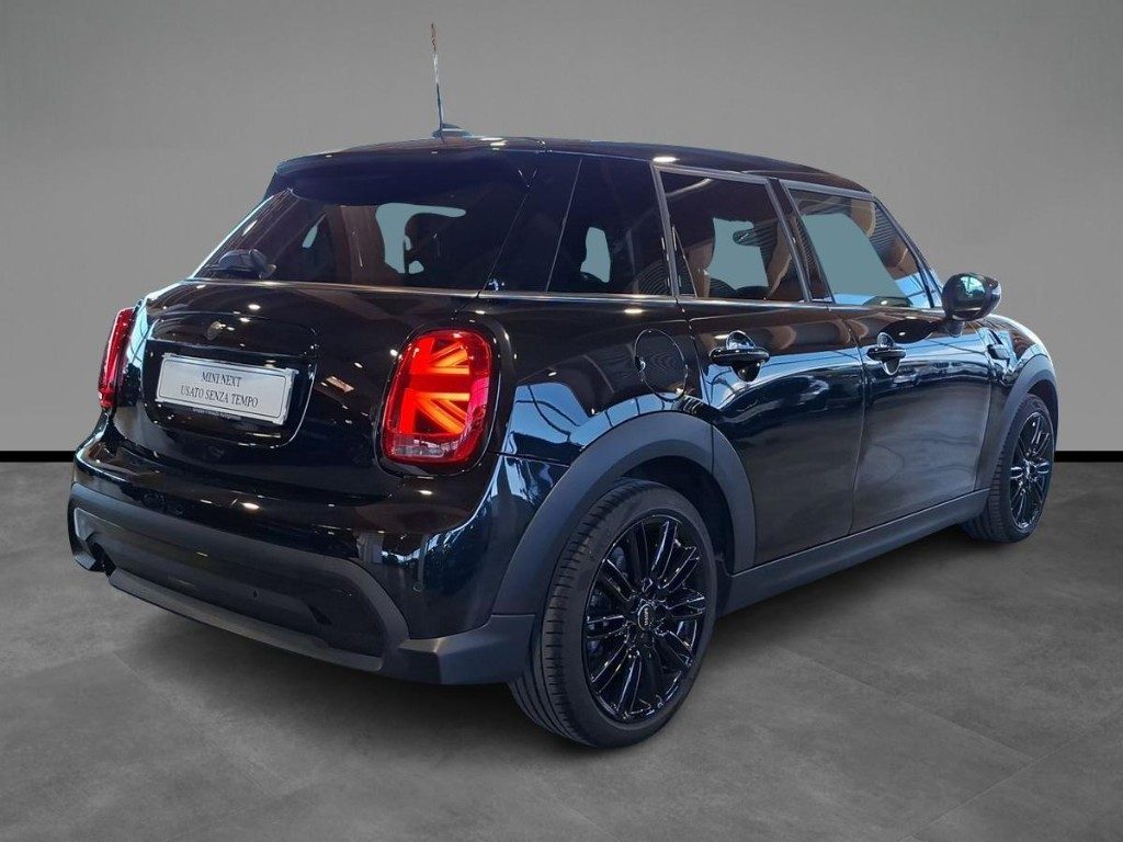 MINI Cooper 1.5 Cooper Camden 5 porte Aut. - 15