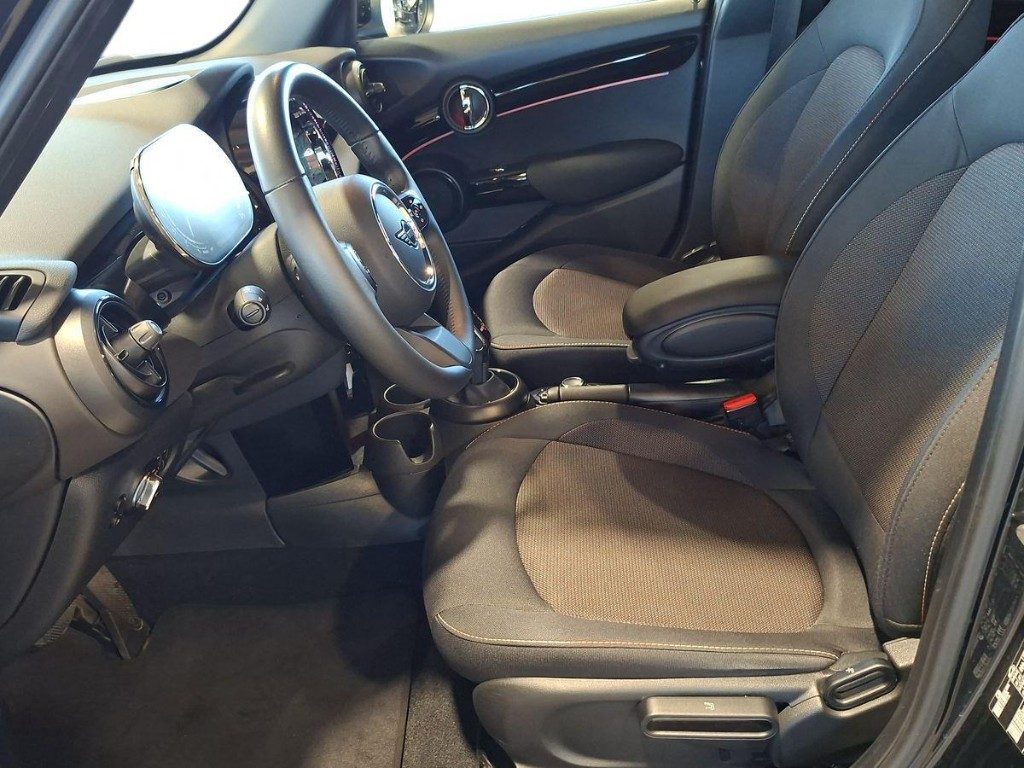 MINI Cooper 1.5 Cooper Camden 5 porte Aut. - 9