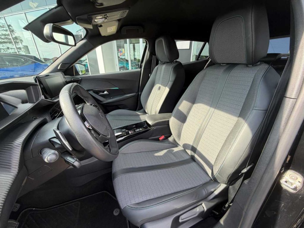 PEUGEOT 2008 1.5 bluehdi Allure s&s 130cv eat8 - 13