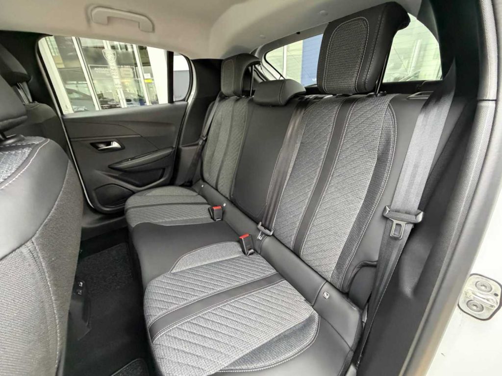 PEUGEOT 208 5P  - ALLURE PureTech 100 S&S - 21
