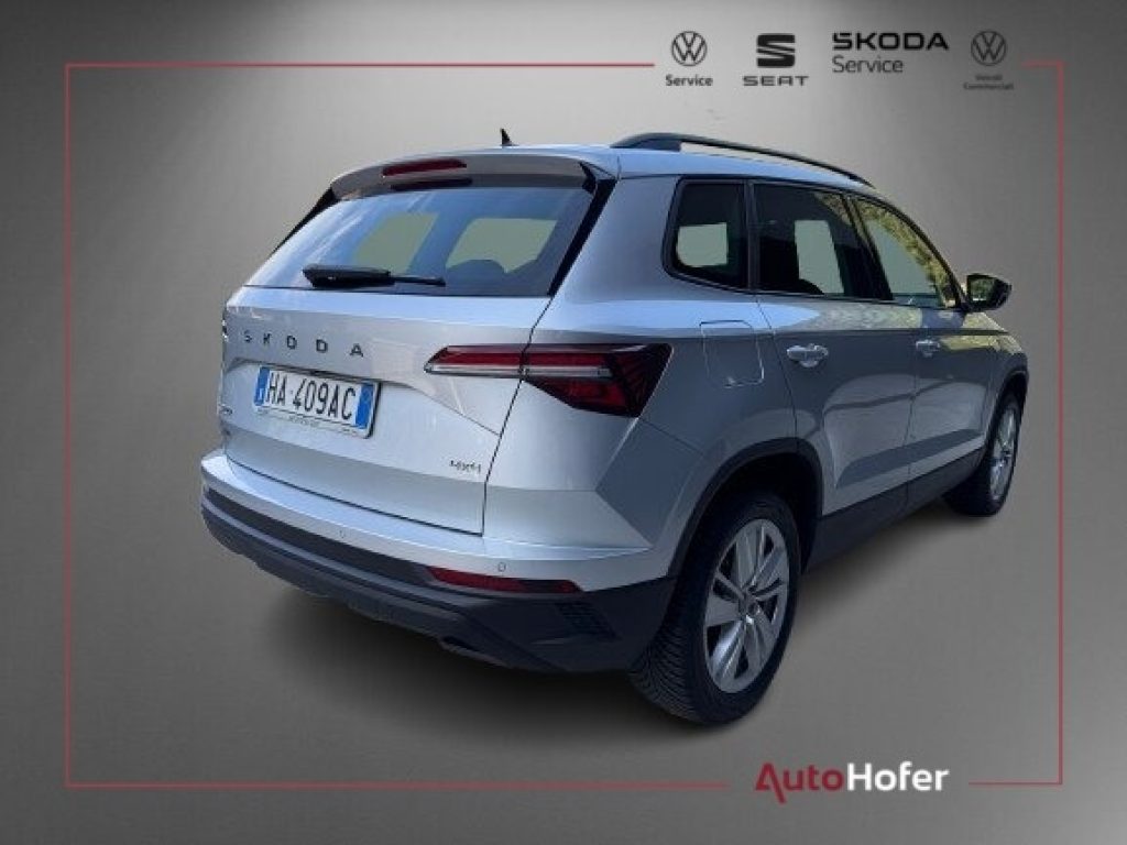 SKODA Karoq 2.0 TDI 4x4 DSG Selection LED ACC Camera Travel - 3