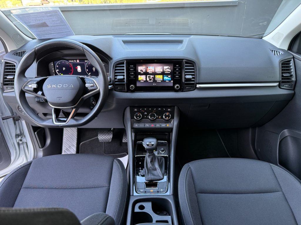 SKODA Karoq 2.0 TDI 4x4 DSG Selection LED ACC Camera Travel - 6