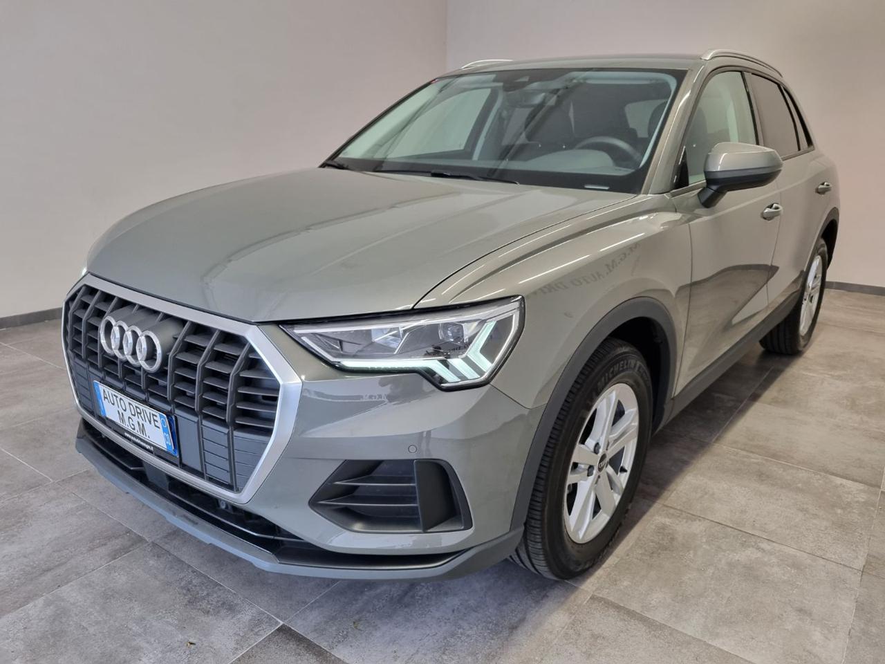 AUDI Q3 35 TFSI S tronic Business - 29
