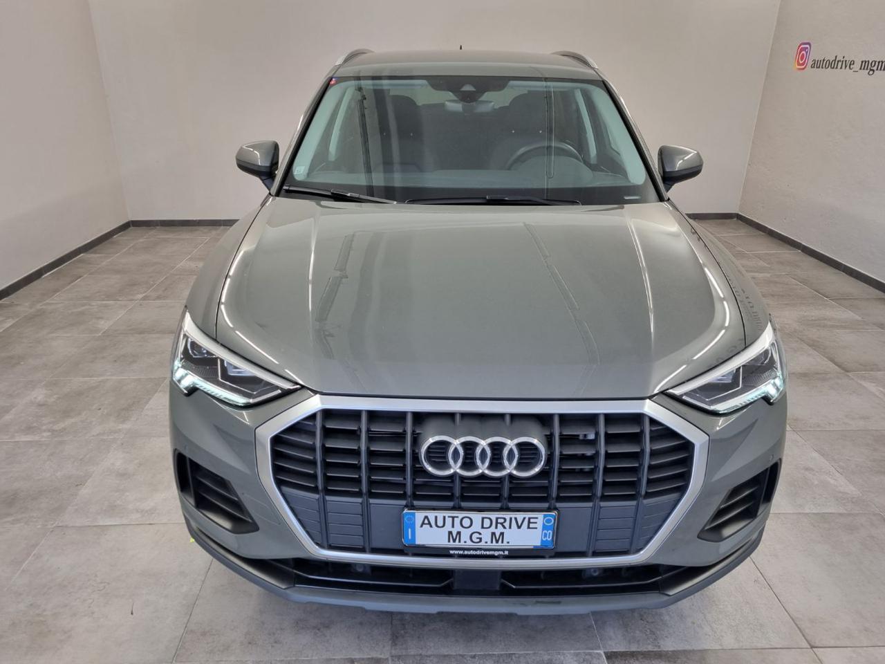 AUDI Q3 35 TFSI S tronic Business - 27