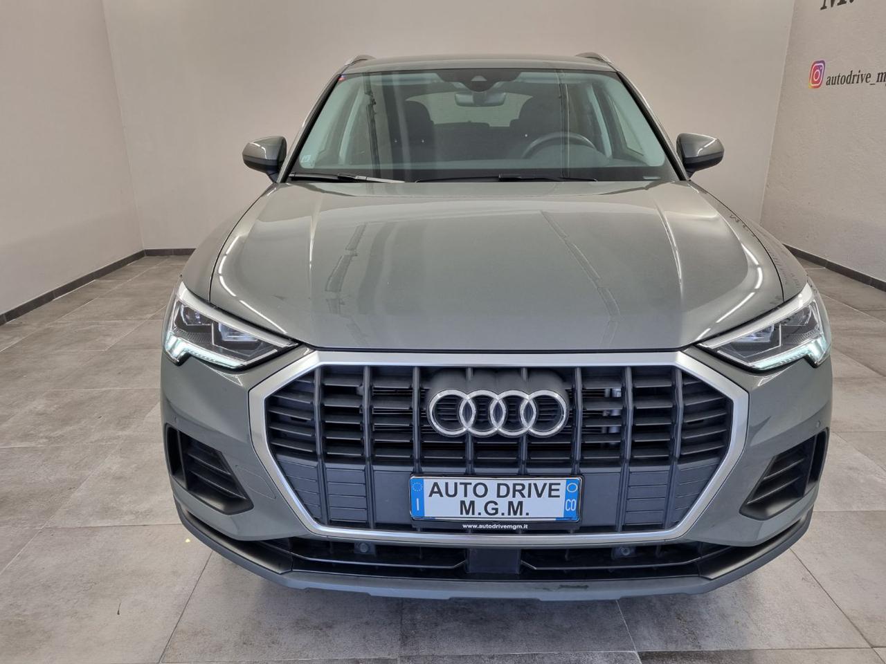 AUDI Q3 35 TFSI S tronic Business - 5
