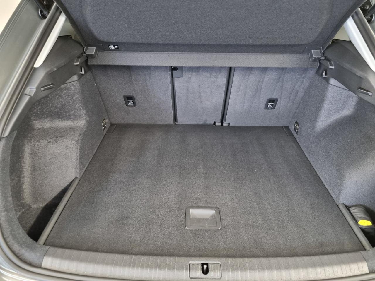 AUDI Q3 35 TFSI S tronic Business - 12