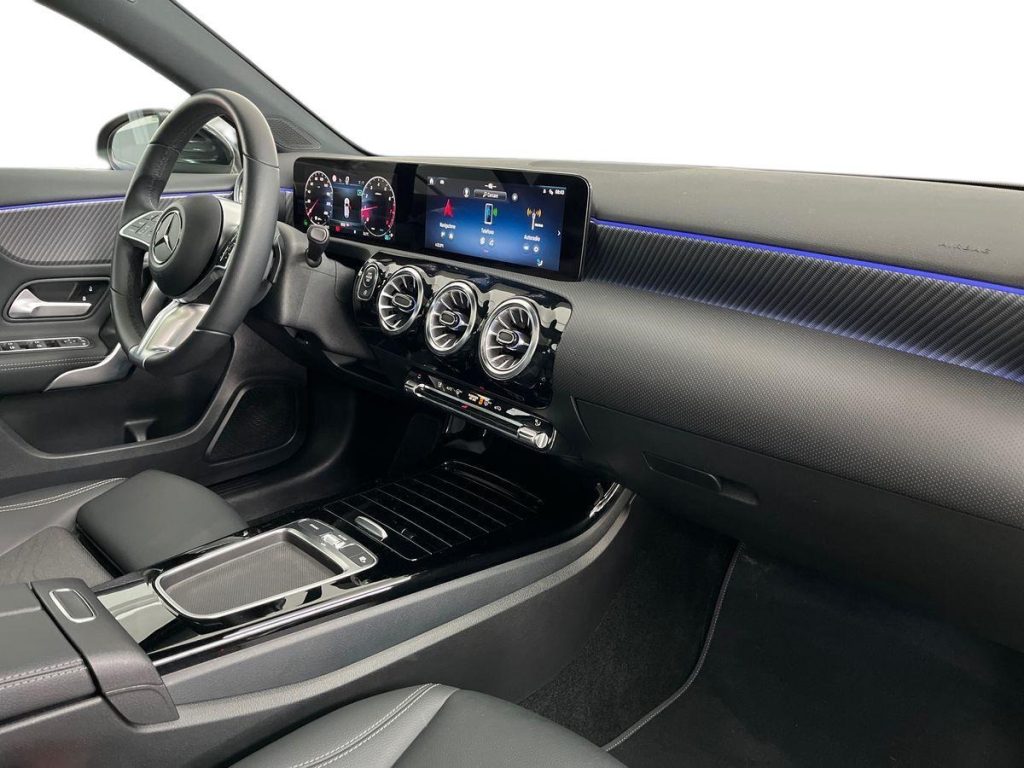 MERCEDES-BENZ A 180 Automatic Progressive Advanced Plus - 16