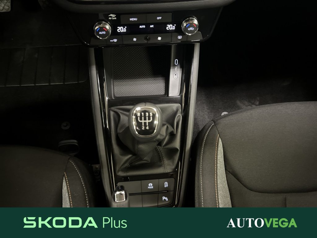 SKODA Kamiq 1.0 tsi black dots 95cv - 11