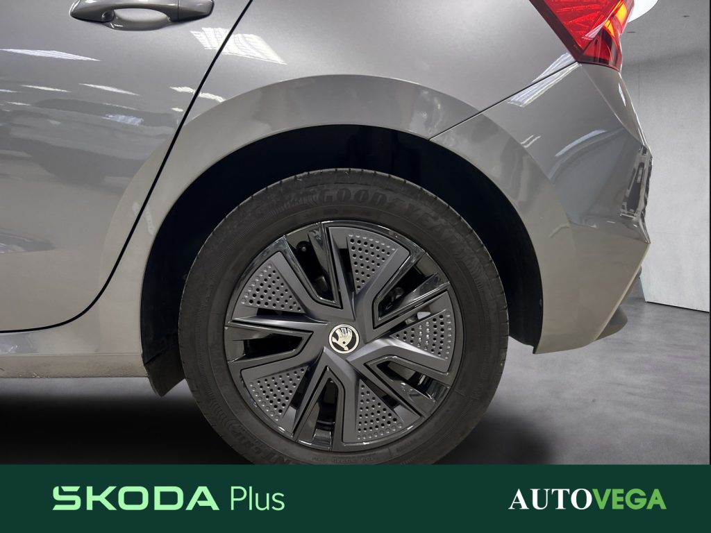 SKODA Fabia 1.0 tsi evo style 95cv - 18