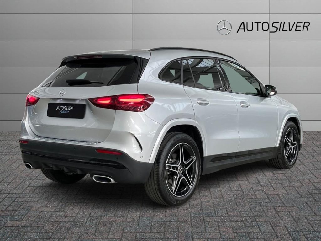 MERCEDES-BENZ GLA 200 d Automatic AMG Line Advanced Plus - 2