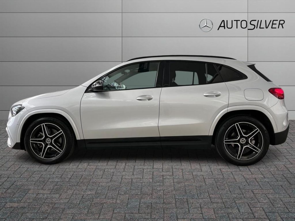 MERCEDES-BENZ GLA 200 d Automatic AMG Line Advanced Plus - 6