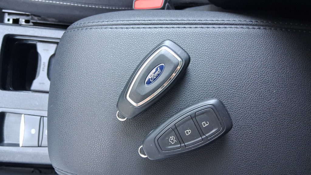 FORD Kuga 2.0 EcoBlue Hybrid 150 CV 2WD Titanium Business - 9
