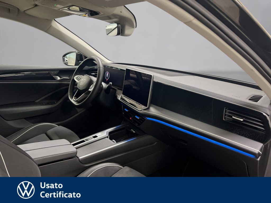 VOLKSWAGEN Passat 1.5 etsi act business 150cv dsg - 12