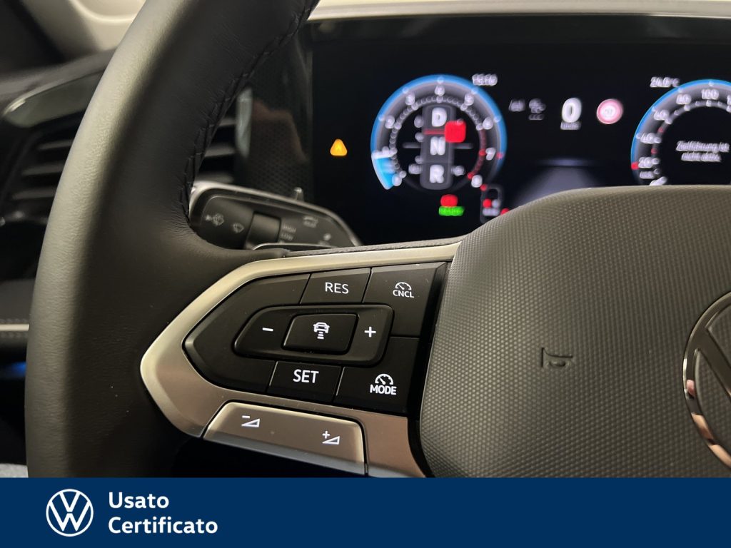 VOLKSWAGEN Passat 1.5 etsi act business 150cv dsg - 32
