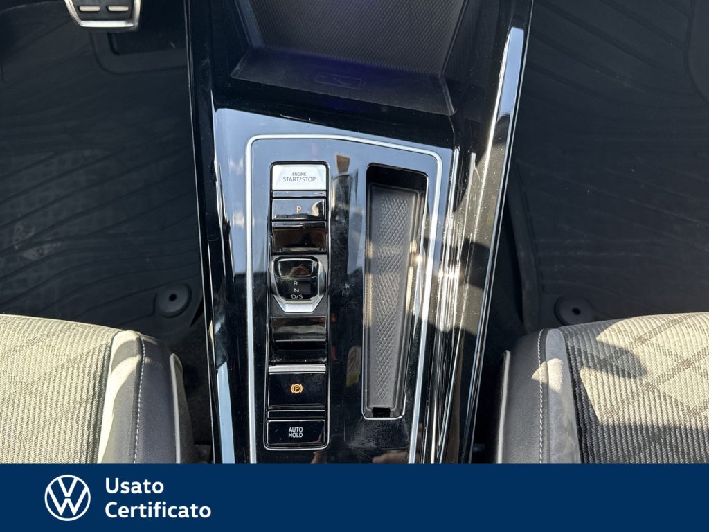 VOLKSWAGEN Golf 1.5 etsi evo r-line 150cv dsg - 11