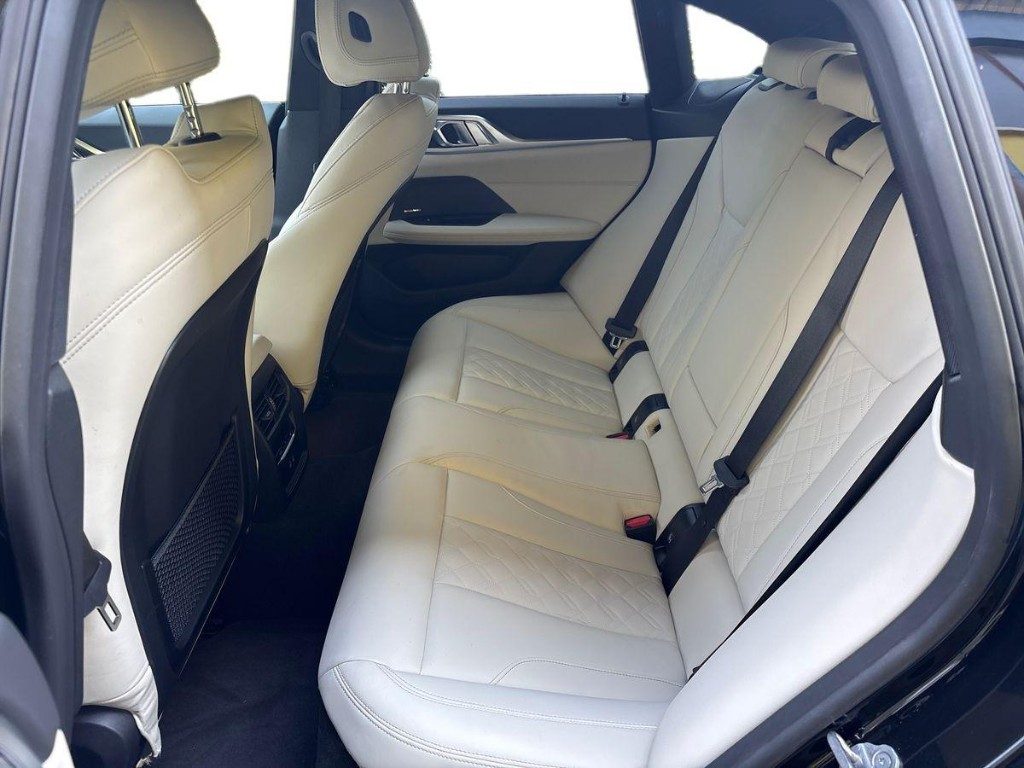 BMW i4 eDrive 40 Msport - 10
