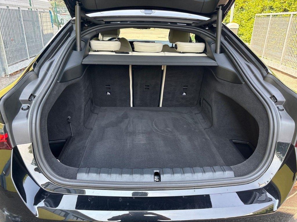 BMW i4 eDrive 40 Msport - 18