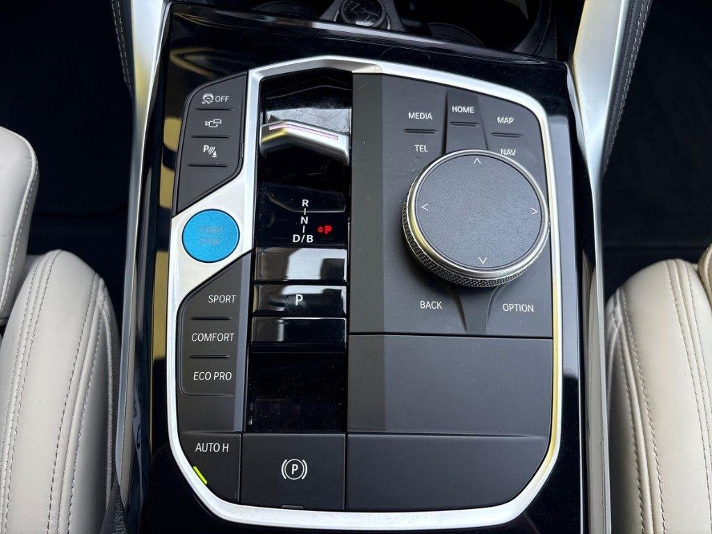 BMW i4 eDrive 40 Msport - 14