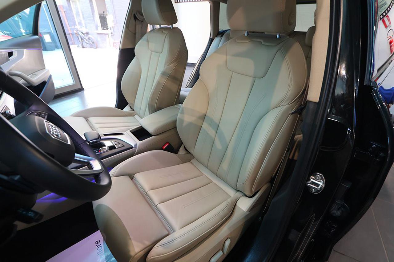 AUDI A4 allroad 45 TFSI S-Tronic Identity Contrast - 19