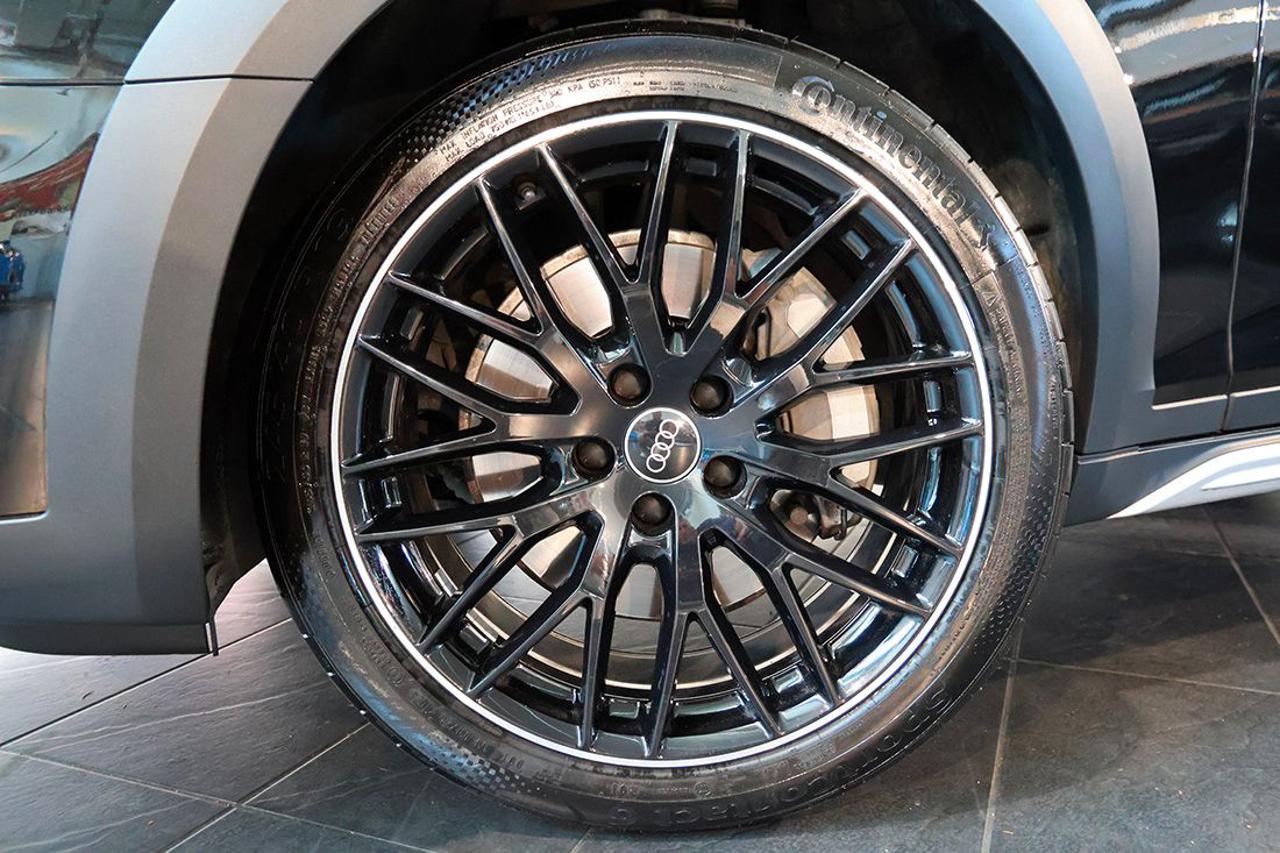 AUDI A4 allroad 45 TFSI S-Tronic Identity Contrast - 6