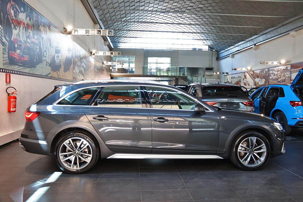 AUDI A4 allroad 40 TDI S-Tronic Identity Contrast - 2