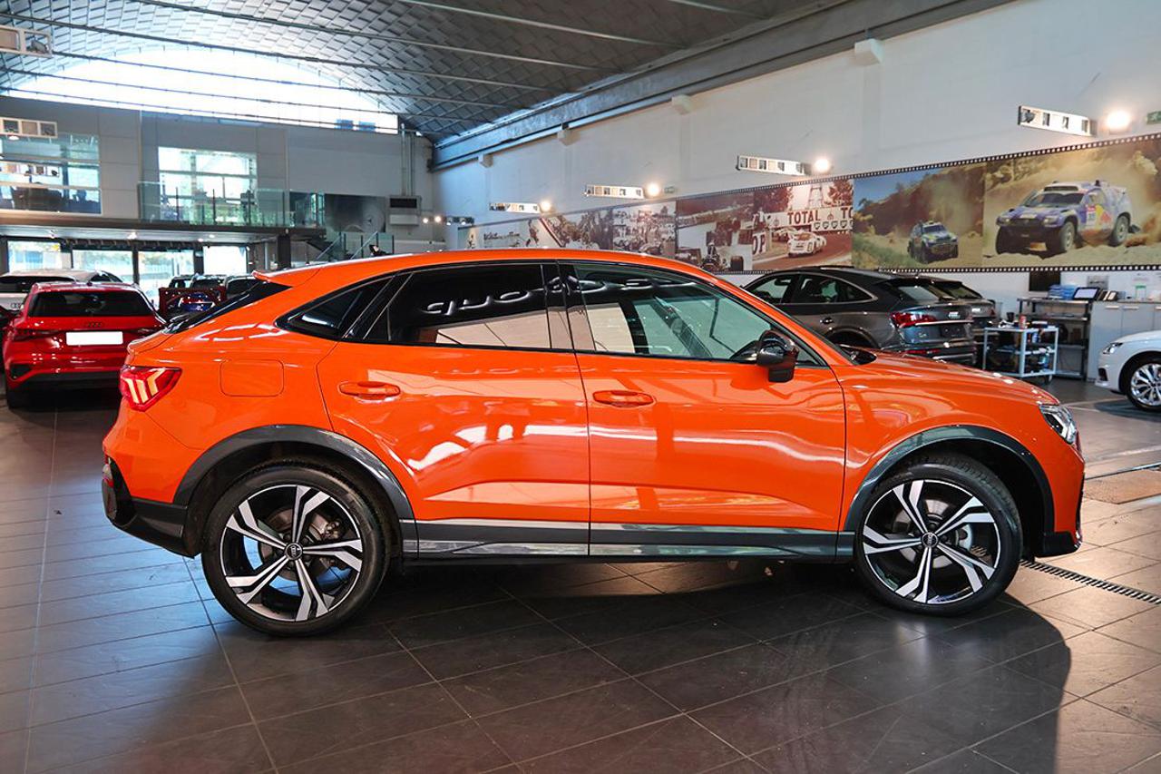 AUDI Q3 35 TDI Sportback S-Tronic S-Line - 10