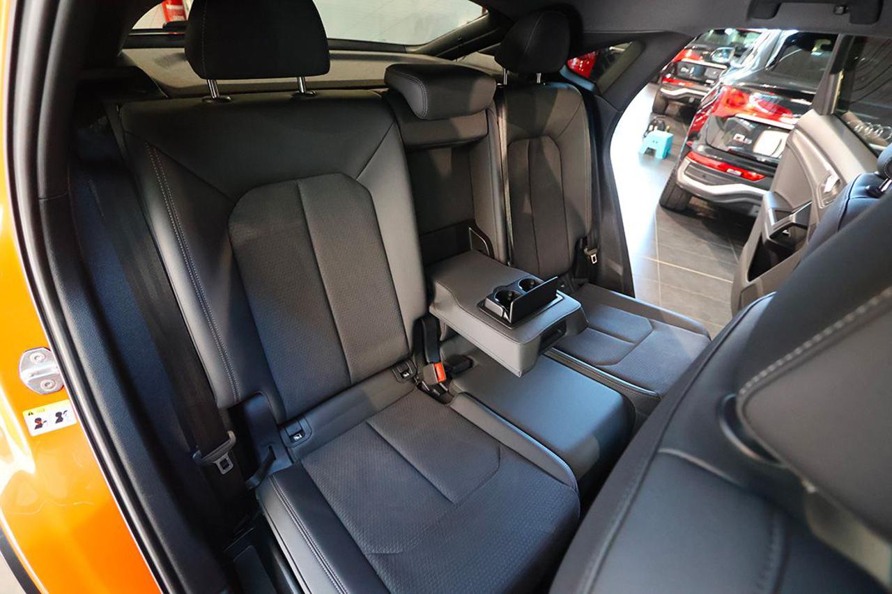 AUDI Q3 35 TDI Sportback S-Tronic S-Line - 20