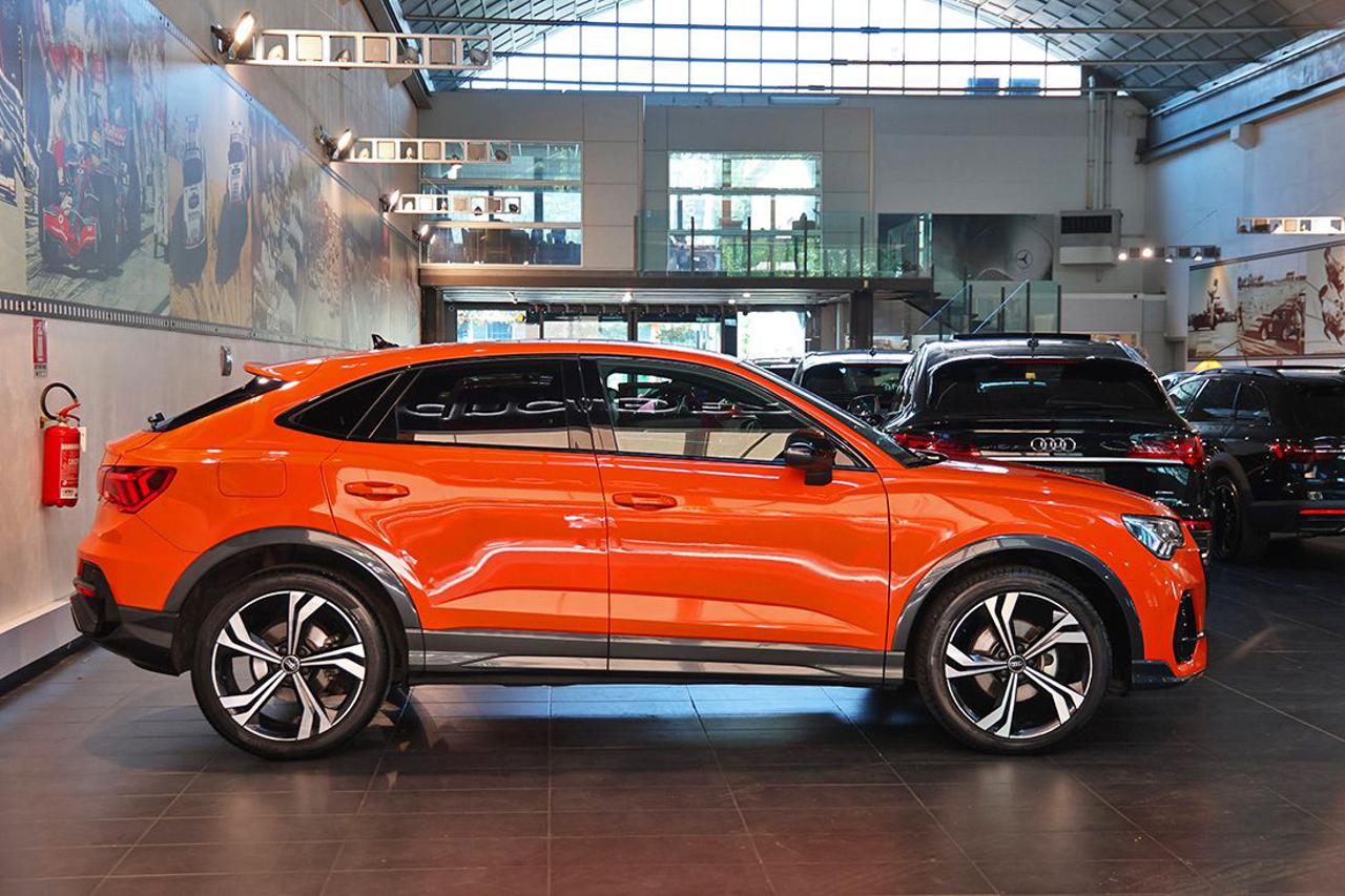 AUDI Q3 35 TDI Sportback S-Tronic S-Line - 2