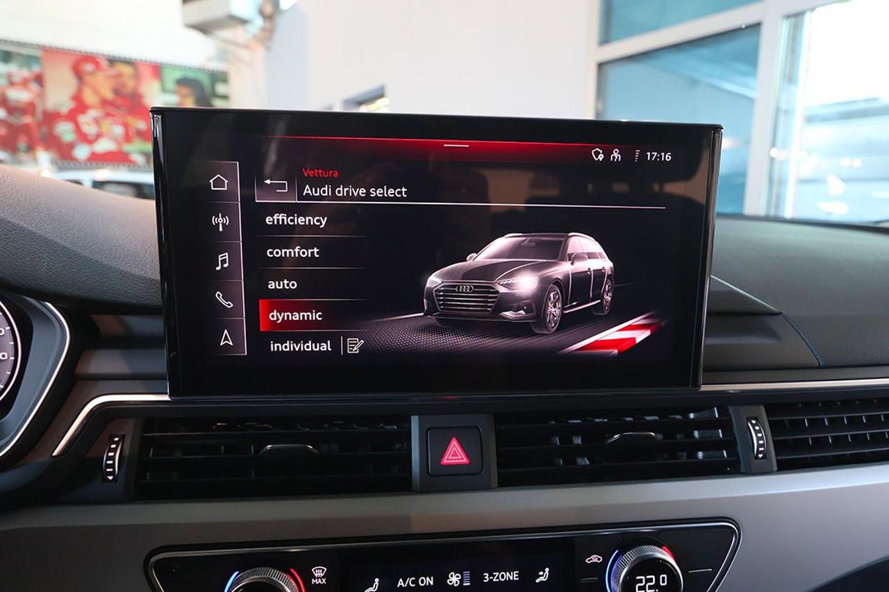 AUDI A4 30 TDI Avant S-Tronic S-Line - 27