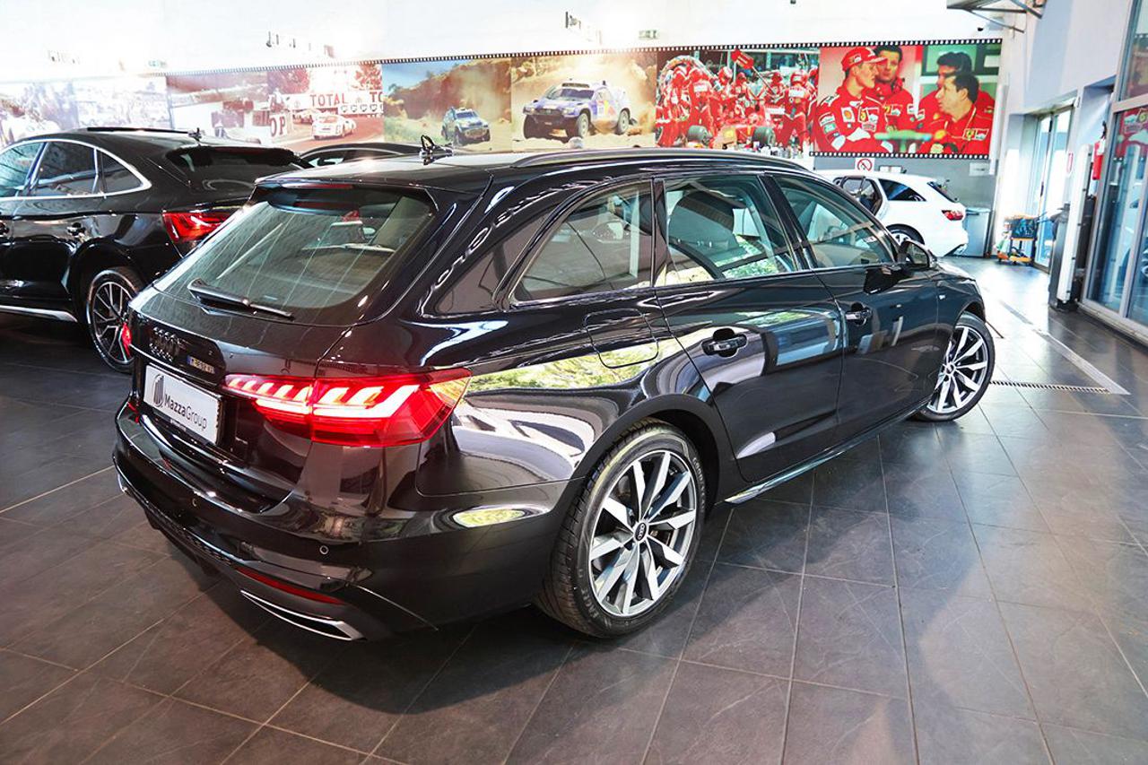 AUDI A4 30 TDI Avant S-Tronic S-Line - 9