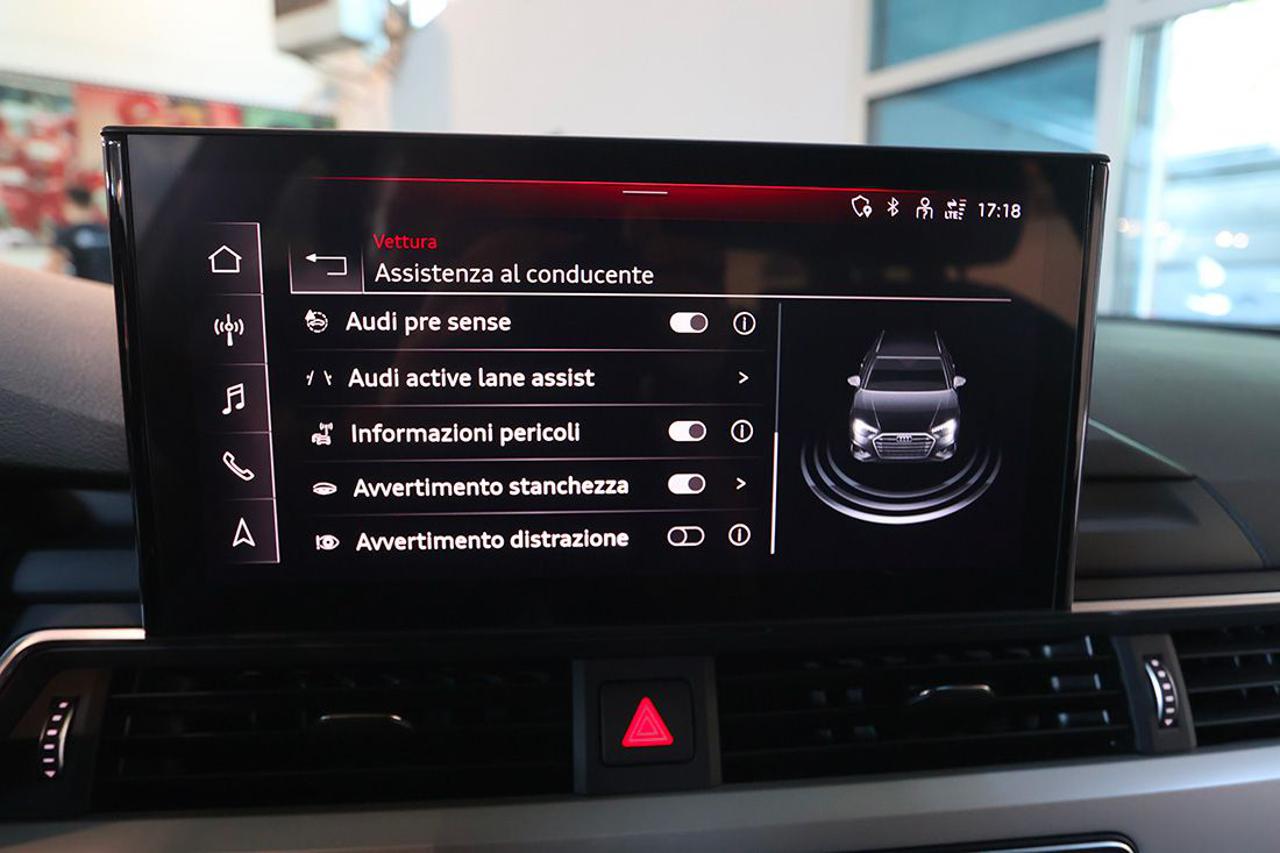 AUDI A4 30 TDI Avant S-Tronic S-Line - 30