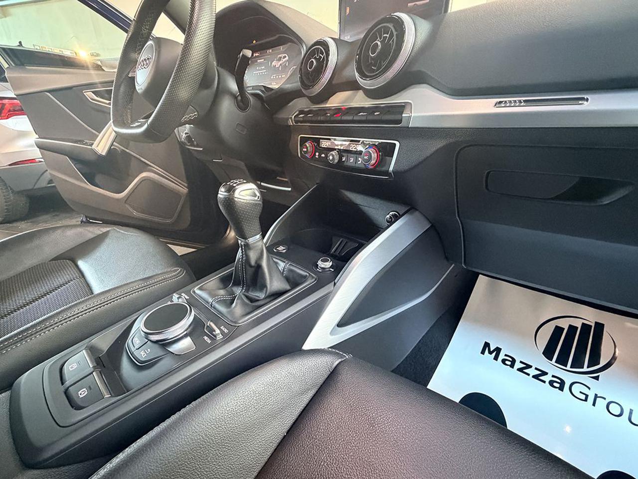 AUDI Q2 35 TFSI S-Line - 31